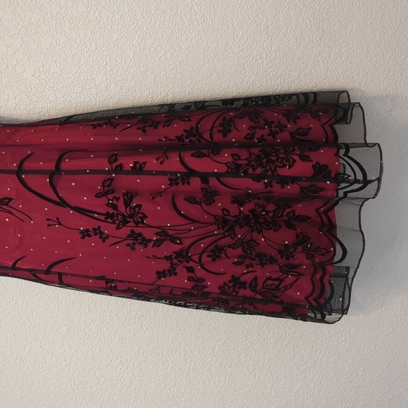 K studio collection vintage red sleeveless floral black lace midi dress - Picture 2 of 13